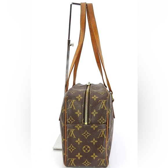 Louis Vuitton Tan and Brown Monogram Briefcase Unisex - Picture 3 of 16